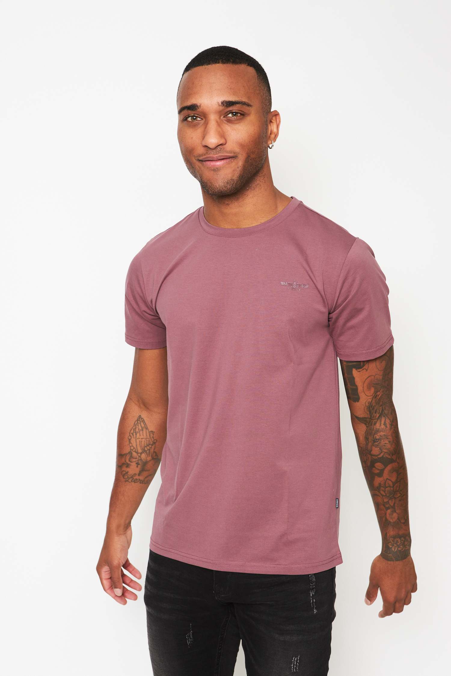 everyday basics wine t-shirt