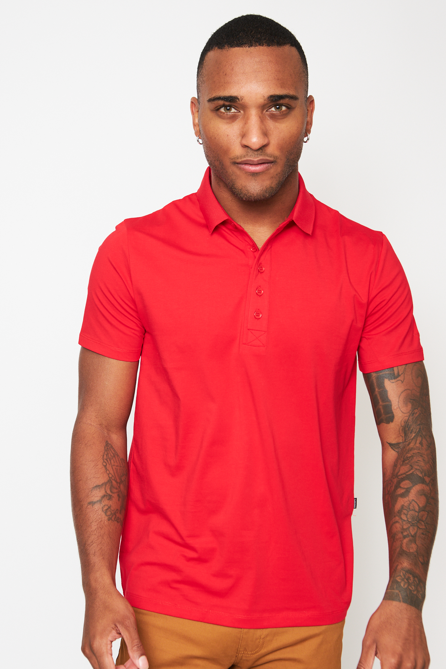 t-shirt polo rouge basique de tous les jours