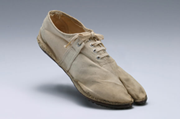 the 1953 onitsuka tiger marathon tabi shoe