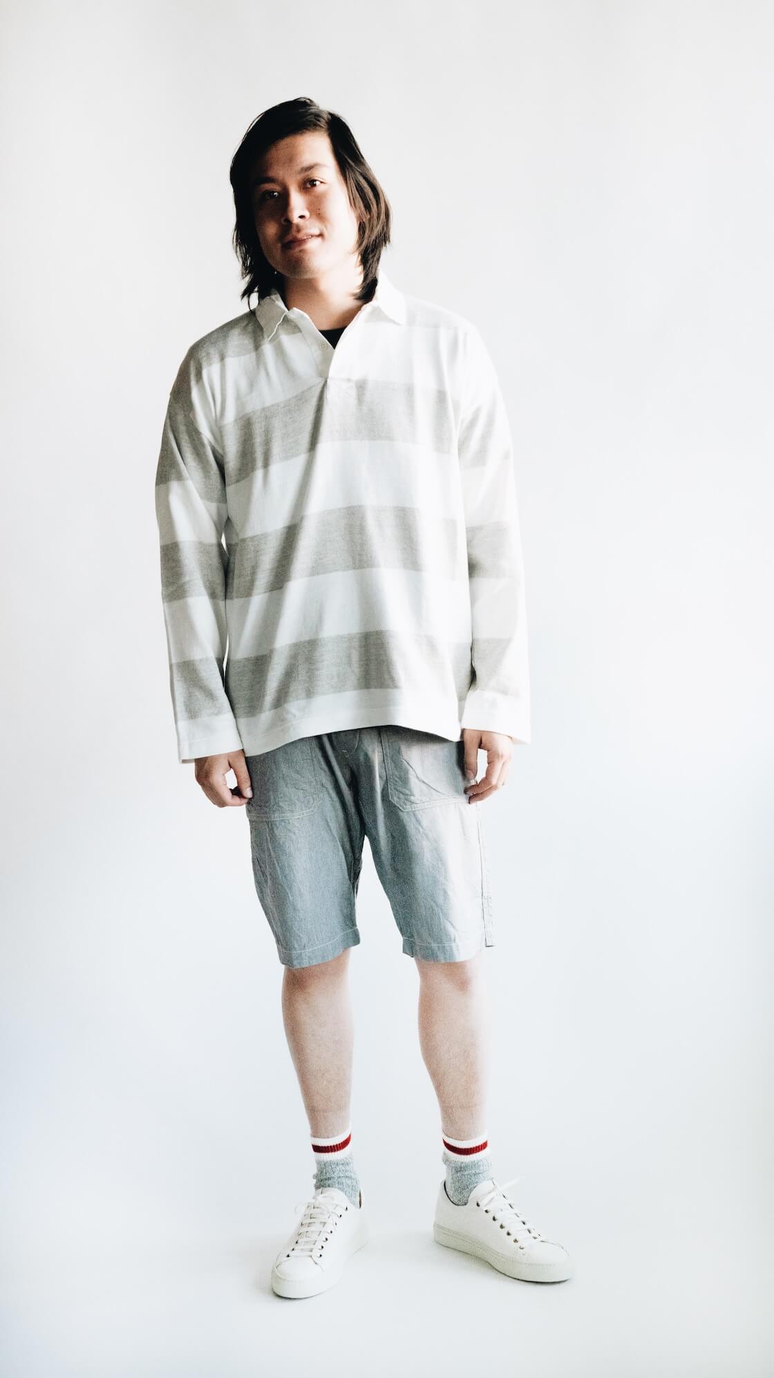 tss extra soft border stripe rugby shirt, tss slub denim fatigue shorts, anonymousIsm 3 line slub socks and buttero classic sneakers on body