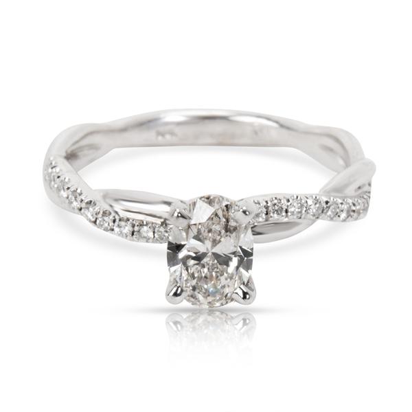 Blue Nile Oval Diamond Engagement Ring in 14K White Gold GIA I VS2 0.6 CTW
