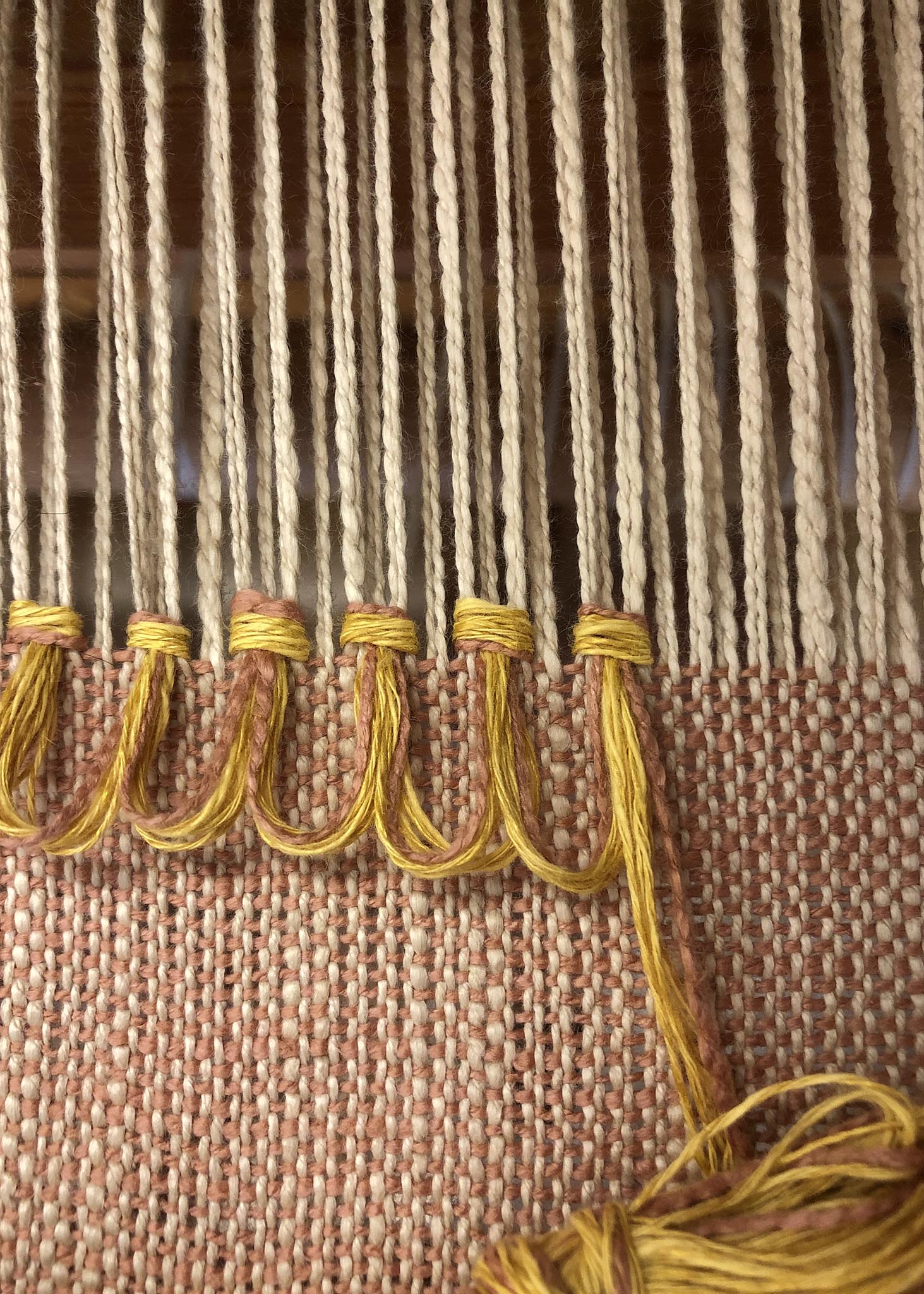 Rya knots on the loom