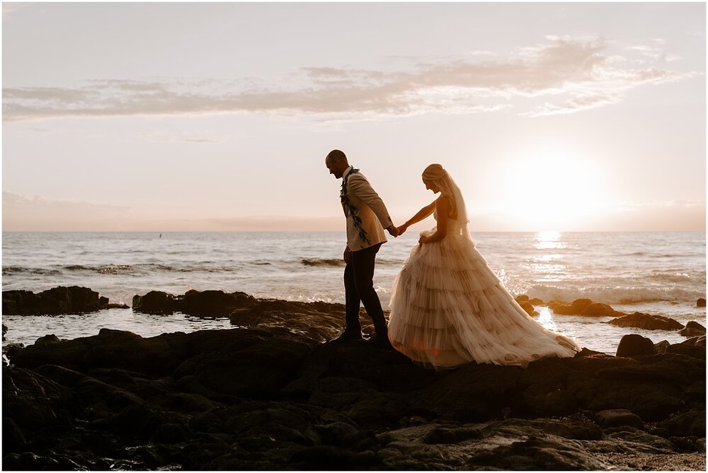 bride and groom in Hawaii for their wedding elopement