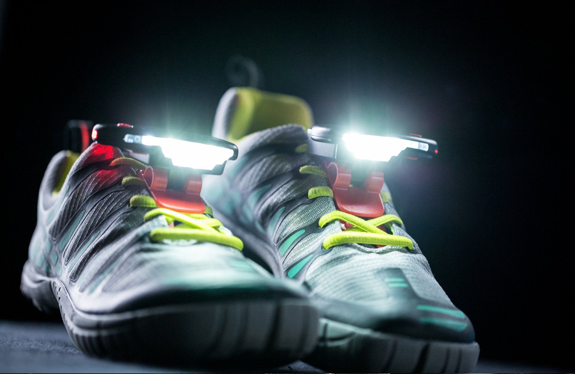 Night Runner 270 Schuhlampe als Alternative zu Stirnlampe