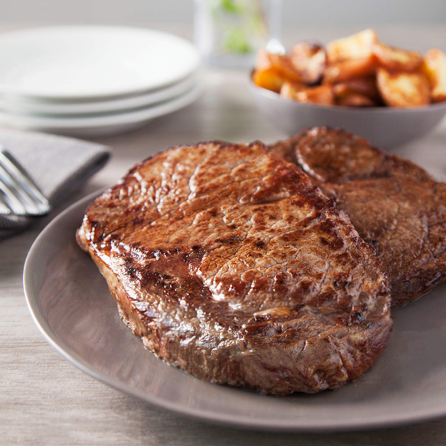 Ribeye & Cabernet Sauvignon Wine