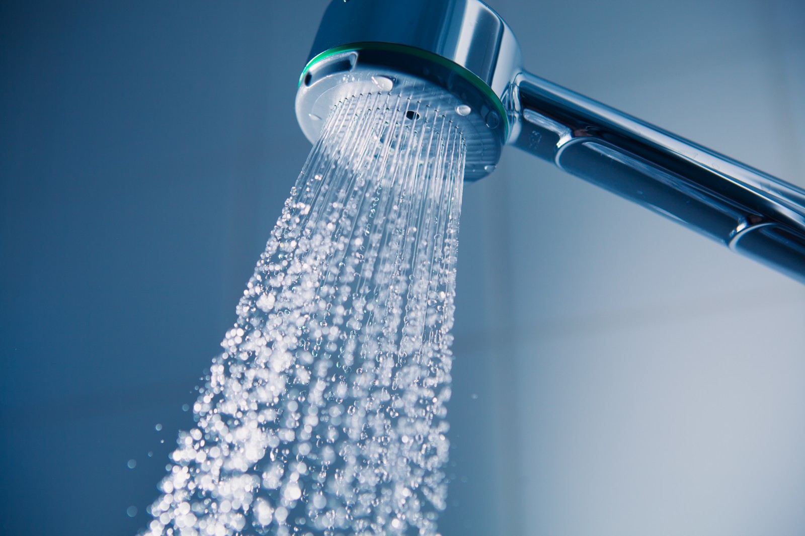 3 Simple Steps to Clean Your Shower in Less Time