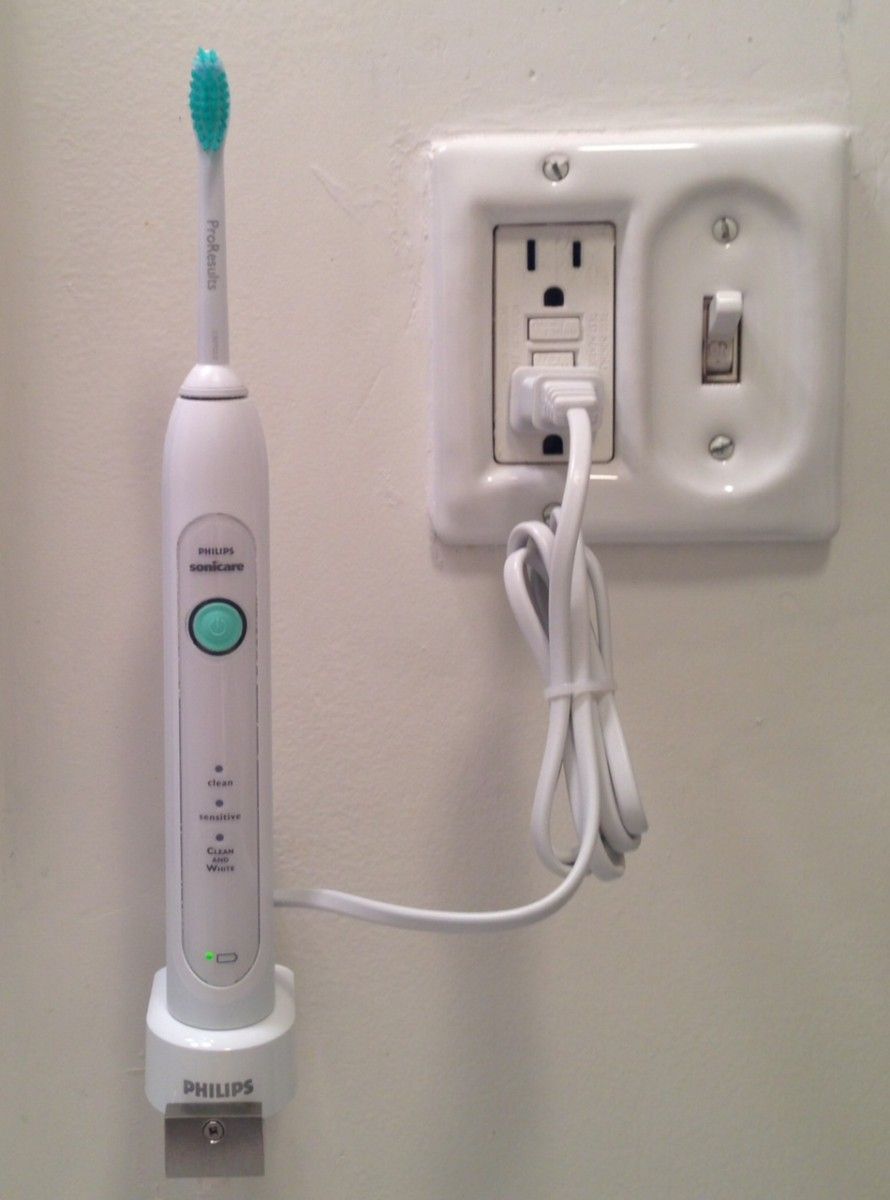 Bathroom electronic toothbrush